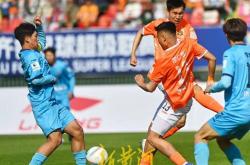 正规买球app -半场戰(zhàn)报：济南队4比0领先，济宁队打进两个乌龙球(qiú)